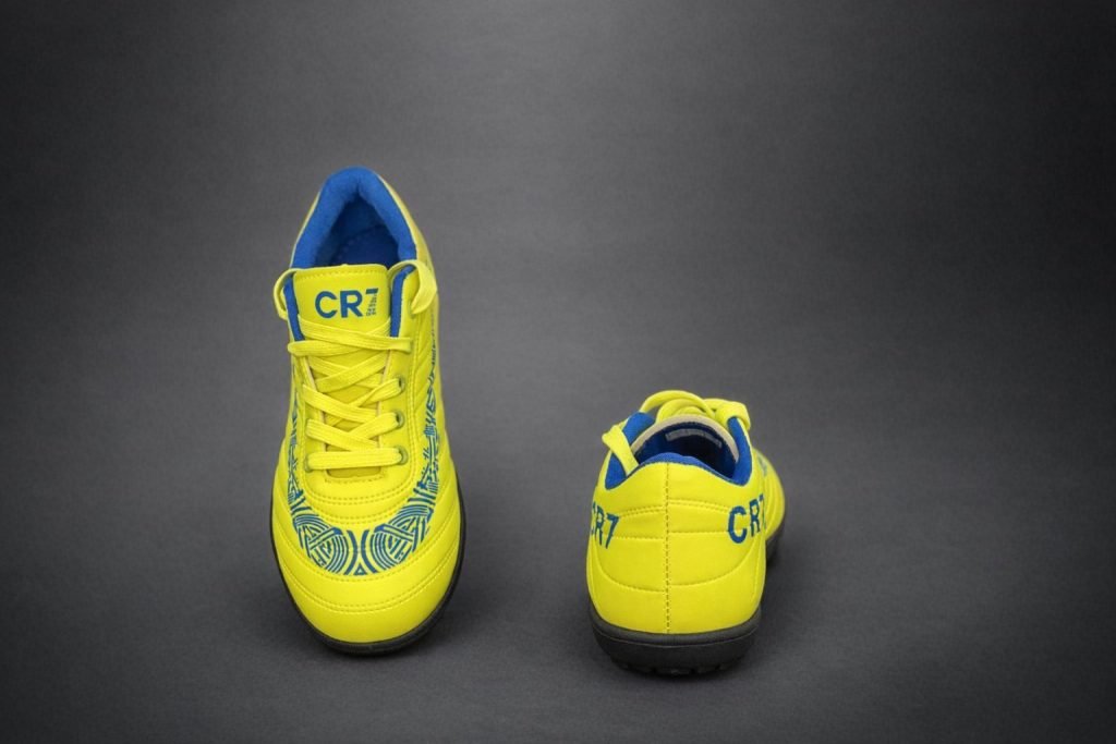 CR7 Cristiano Ronaldo shoes